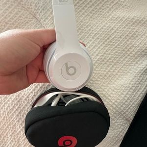 Wireless beats